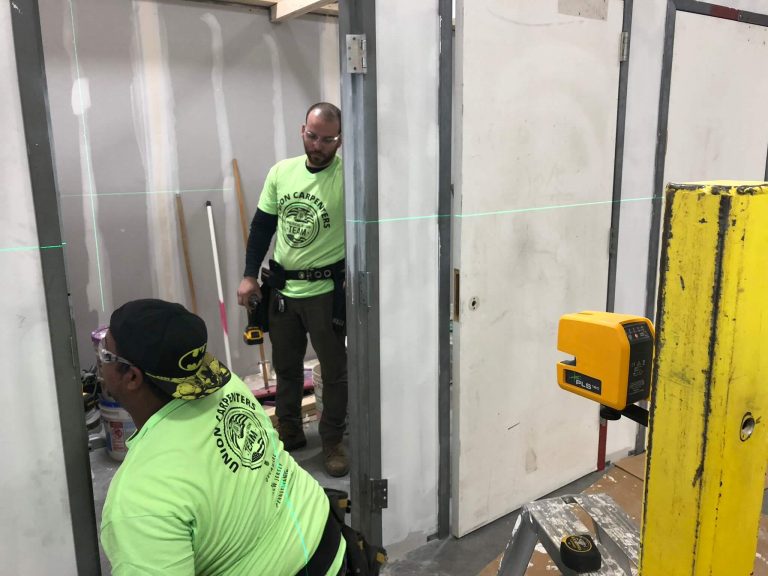 Green vs Red Laser Levels, What’s the difference?